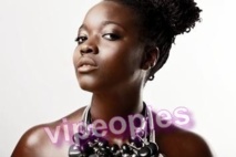 Awa Ly, chanteuse italienne qui fait du Pop, Jazz et Blues Awa Ly, chanteuse italienne qui fait du Pop, Jazz et Blues