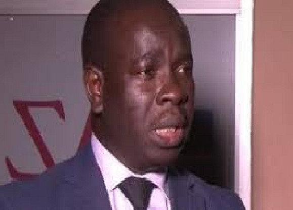 Birame Soulèye Diop à Antoine Félix Diome : «S’il faut dissoudre un parti, il faudra commencer par L’APR» Birame Soulèye Diop à Antoine Félix Diome : «S’il faut dissoudre un parti, il faudra commencer par L’APR»