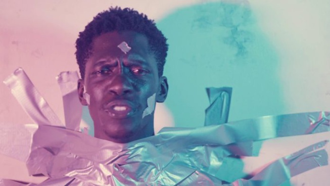 Le rappeur TROIZESS dévoile son nouveau clip “SACRIFICE” Le rappeur TROIZESS dévoile son nouveau clip “SACRIFICE”