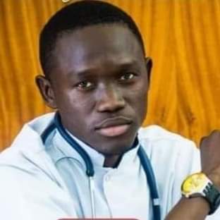 Aplasie médullaire nécessitant évacuation sanitaire: une facture de 280 millions pour sauver le jeune médecin Sadio Ousmane Diédhiou Aplasie médullaire nécessitant évacuation sanitaire: une facture de 280 millions pour sauver le jeune médecin Sadio Ousmane Diédhiou