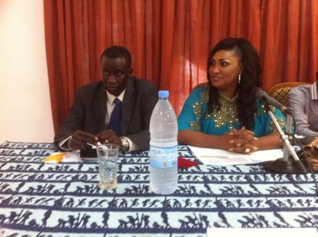Ousmane Kante de AKMD et le médecin Rose Wardini oeuvre pour le bien être de la population