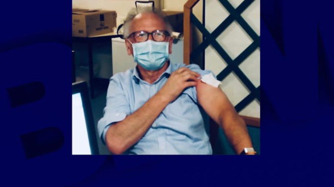 Le "Monsieur vaccin" du gouvernement vacciné contre le Covid-19 Le "Monsieur vaccin" du gouvernement vacciné contre le Covid-19