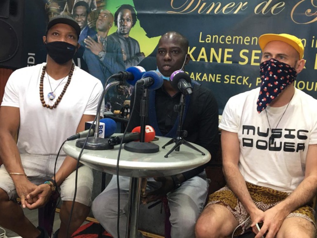 Couvre feu: Bakane Seck dénonce une ségrégation de l 'Etat j'ai perdu beaucoup d'argent avant l'arrêté Couvre feu: Bakane Seck dénonce une ségrégation de l 'Etat j'ai perdu beaucoup d'argent avant l'arrêté