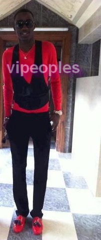Wally Seck et son rouge noir. Un style d'enfer ou de looser?