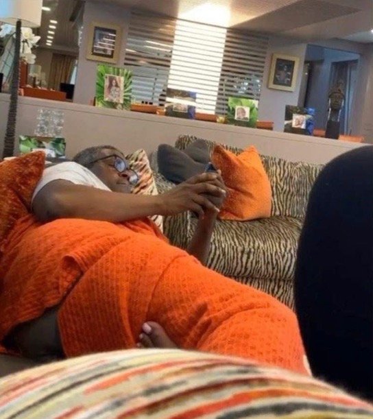 "Je suis sortie avec Dangote et il m'a brisé le cœur", Béa Lewis fait des révélations sur Instagram et publie des photos privées
