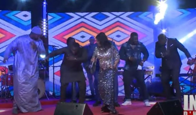 Quand Eumeu Sène, Tapha Tine, Boy Niang et Gris dansent ensemble la chorégraphie de Modou Lô