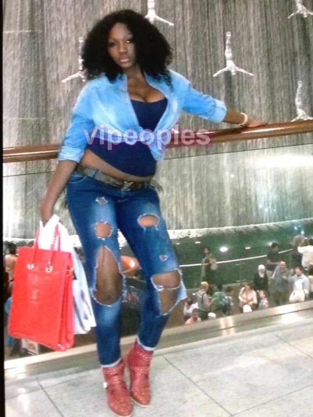 Samira Nicky Diop trop sexy!