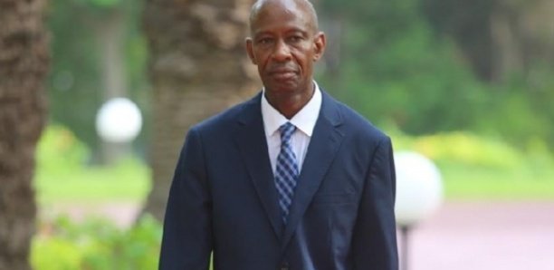 Couvre-feu et horaires de travail : Le ministre Samba Sy revient sur sa position Couvre-feu et horaires de travail : Le ministre Samba Sy revient sur sa position