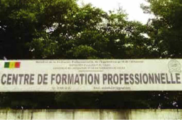 Manque d’électricité au Cfp de Dabo : Enseignants et élèves crient haro sur l’État Manque d’électricité au Cfp de Dabo : Enseignants et élèves crient haro sur l’État