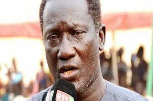 Kany Beye maire de Ndoulo : « C’est dangereux de donner autant de pouvoir à ce dictateur de Macky Sall » Kany Beye maire de Ndoulo : « C’est dangereux de donner autant de pouvoir à ce dictateur de Macky Sall »