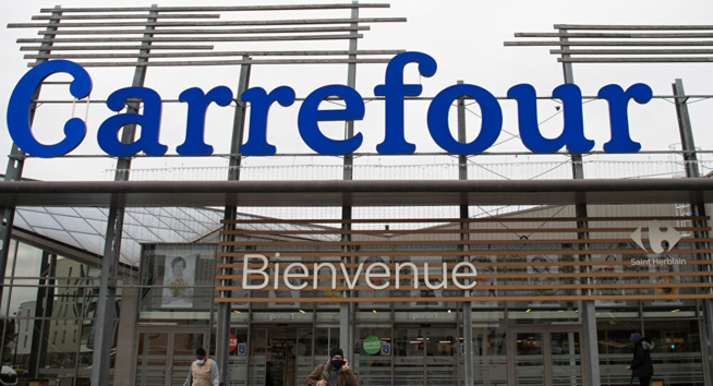 Le québécois Couche-Tard renonce au rachat de Carrefour Le québécois Couche-Tard renonce au rachat de Carrefour