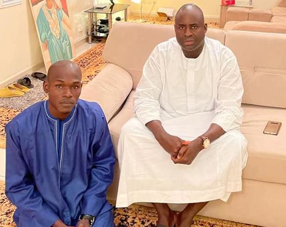 Le policier radié reçu par Serigne Djily Abdou Fatah Mbacké Le policier radié reçu par Serigne Djily Abdou Fatah Mbacké