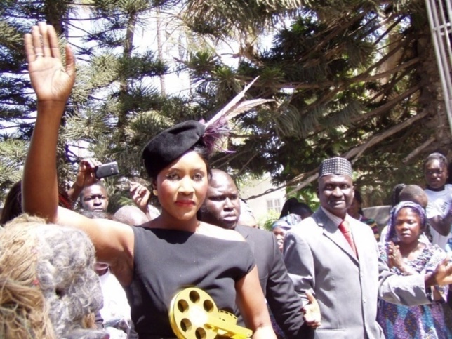 Lauréate du NAFCA 2012 Award de la meilleure actrice de l'année, aux Etats-Unis, Binta Goudiaby souhaite ressusciter le cinéma au Sénégal.