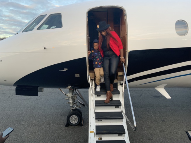 Les premières images de l arrives de Mo Gates et ses hôtes pour son discours de la renaissance Les premières images de l arrives de Mo Gates et ses hôtes pour son discours de la renaissance