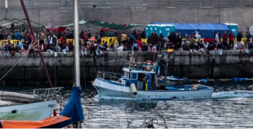 Iles canaries: Plus de 30 migrants secourus, un enfant de 9 ans décédé, des Sénégalais en grève de la faim Iles canaries: Plus de 30 migrants secourus, un enfant de 9 ans décédé, des Sénégalais en grève de la faim