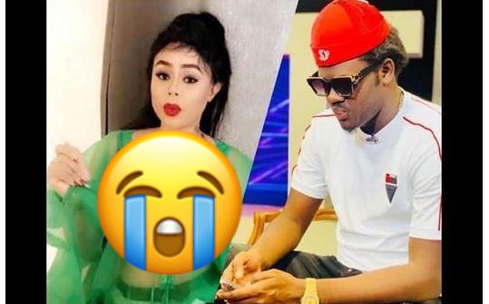 Terrible révélations de Ayo Baldé sur la mère de son Ex mari Omaro:«dafma tekk beute, ba paré di...» Terrible révélations de Ayo Baldé sur la mère de son Ex mari Omaro:«dafma tekk beute, ba paré di...»