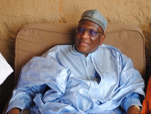 Dr Amadou Cissé sur le puits de Ngadiaga: "pour éteindre le feu, il suffit de..." Dr Amadou Cissé sur le puits de Ngadiaga: "pour éteindre le feu, il suffit de..."