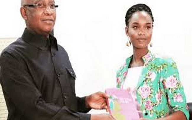 Le Consulat Général du Sénégal confirme : Diary Sow saine et sauve, présentement en compagnie de Serigne Mbaye Thiam Le Consulat Général du Sénégal confirme : Diary Sow saine et sauve, présentement en compagnie de Serigne Mbaye Thiam