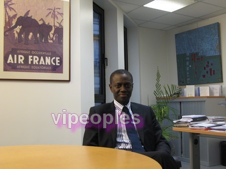 Portrait : Amadou Ngom, ce sénégalais qui dirige une société informatique employant une centaine de français à Paris Portrait : Amadou Ngom, ce sénégalais qui dirige une société informatique employant une centaine de français à Paris