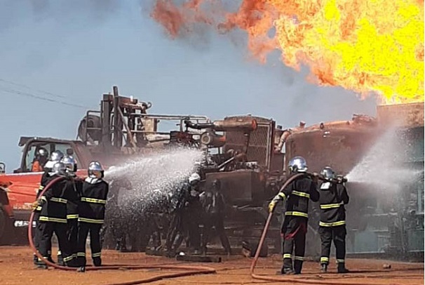 Incendie de Ngadiaga: Le feu est toujours là, d’autres dangers et la perte du puits gazier à craindre Incendie de Ngadiaga: Le feu est toujours là, d’autres dangers et la perte du puits gazier à craindre