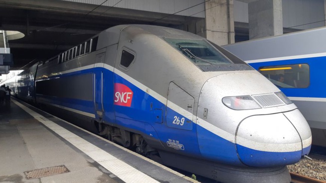 Les drôles d’annonces de bord d’un agent SNCF en cette période d’épidémie – vidéo Les drôles d’annonces de bord d’un agent SNCF en cette période d’épidémie – vidéo