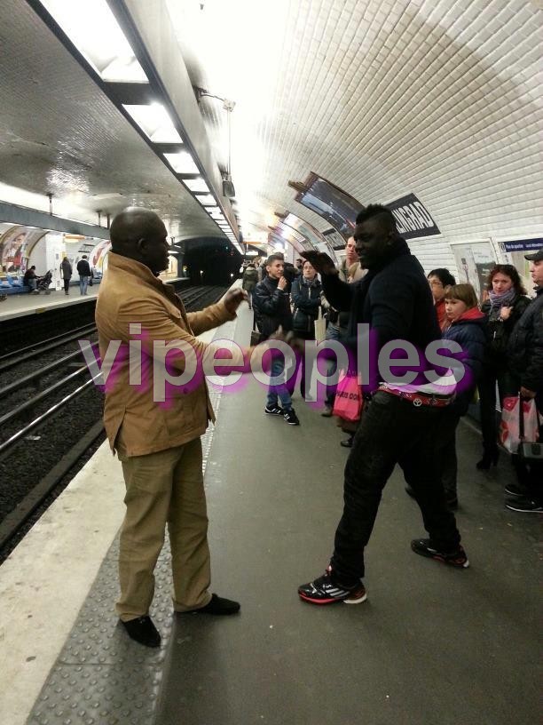 Dans les rues de Paris, Balla Gueye 2 attire l’attention des français   