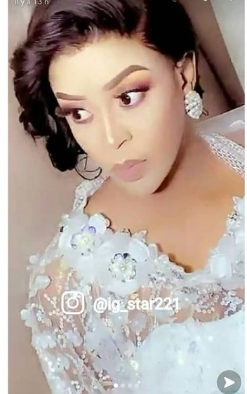 Nabou de la série Pod et Marichou est devenue maman: Voici les images de son baptême (Photos) Nabou de la série Pod et Marichou est devenue maman: Voici les images de son baptême (Photos)