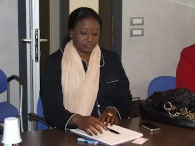 Poursuivie pour outrage à agent: L’ancienne ministre Aminata Lô Dieng déférée au parquet Poursuivie pour outrage à agent: L’ancienne ministre Aminata Lô Dieng déférée au parquet