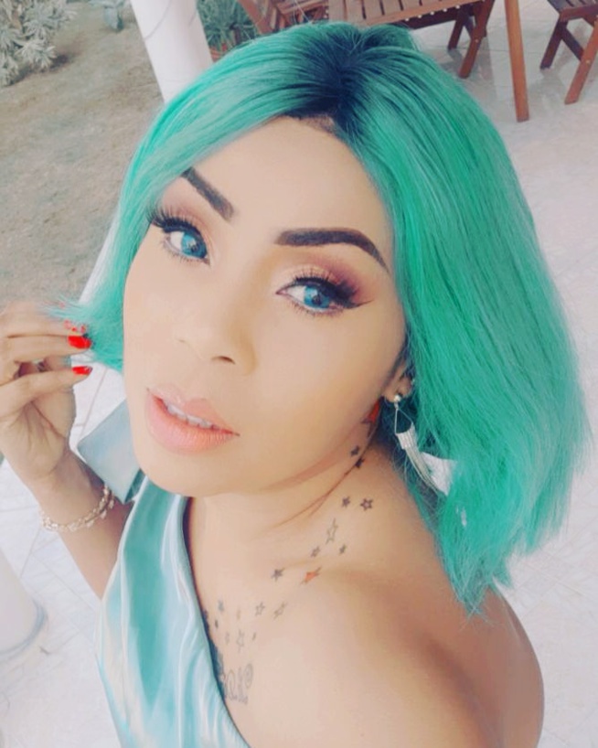 A la découverte de l'artiste sénégalo-congolaise Dieyna Demane A la découverte de l'artiste sénégalo-congolaise Dieyna Demane