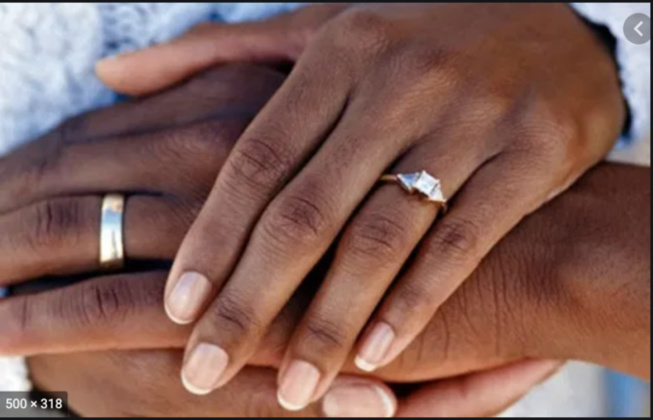 Tambacounda: La femme de l’émigré, l’amant et les rapports sexuels dans les toilettes Tambacounda: La femme de l’émigré, l’amant et les rapports sexuels dans les toilettes