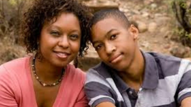 Retour sur une histoire incestueuse et ahurissante : il a engrossé et épousé sa mère… Retour sur une histoire incestueuse et ahurissante : il a engrossé et épousé sa mère…