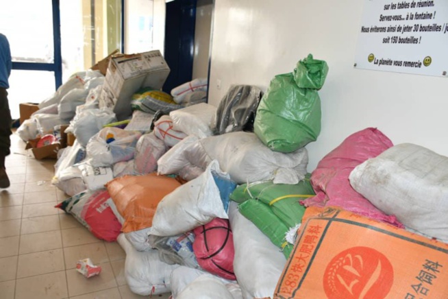 Plastiques prohibés - Saisie de 75 tonnes, dont 09 dans une industrie de fabrique Plastiques prohibés - Saisie de 75 tonnes, dont 09 dans une industrie de fabrique