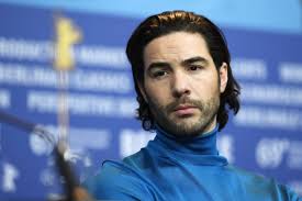 Tahar Rahim : ses rares confidences sur son couple avec Leïla Bekthi Tahar Rahim : ses rares confidences sur son couple avec Leïla Bekthi