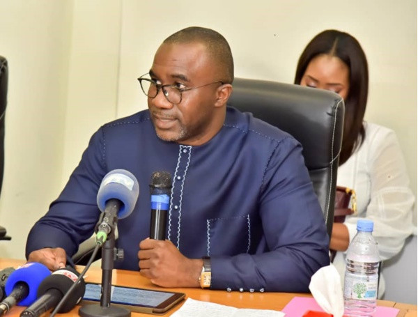 Vives tensions à Diass : Doudou Kâ, le DG de L’AIBD désamorce in extrémis la bombe foncière Vives tensions à Diass : Doudou Kâ, le DG de L’AIBD désamorce in extrémis la bombe foncière