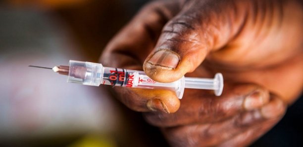 Campagne de vaccination contre la fièvre jaune: Des réticences au vaccin qui risquent de fausser le taux de couverture à Kédougou Campagne de vaccination contre la fièvre jaune: Des réticences au vaccin qui risquent de fausser le taux de couverture à Kédougou