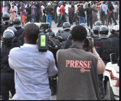 Intimidation et menaces de mort contre des journalistes: Le Synpics dénonce ces tentatives d’entrave à la Liberté de Presse Intimidation et menaces de mort contre des journalistes: Le Synpics dénonce ces tentatives d’entrave à la Liberté de Presse