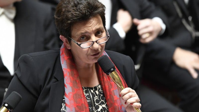 Plante anti-Covid en Guadeloupe: Frédérique Vidal juge qu'il est "trop tôt" pour en mesurer l'efficacité Plante anti-Covid en Guadeloupe: Frédérique Vidal juge qu'il est "trop tôt" pour en mesurer l'efficacité