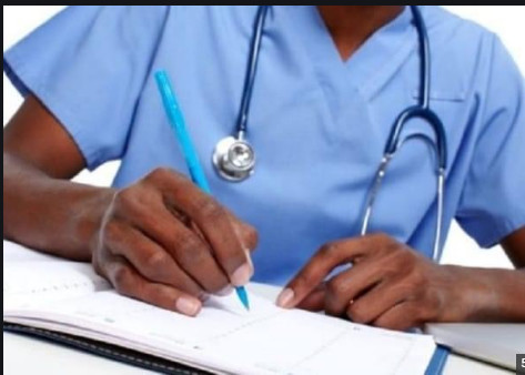 Usurpation de fonction: La Dic arrête un faux médecin camerounais Usurpation de fonction: La Dic arrête un faux médecin camerounais