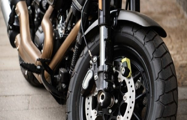 Insolite et drôle à Hlm Grand Médine : des voleurs de moto croisent leur victime sans le reconnaître Insolite et drôle à Hlm Grand Médine : des voleurs de moto croisent leur victime sans le reconnaître