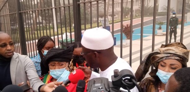 Affaire Adji Sarr/Ousmane Sonko - Le leader de Pastef en route vers le procureur et le juge d'instruction si... Affaire Adji Sarr/Ousmane Sonko - Le leader de Pastef en route vers le procureur et le juge d'instruction si...