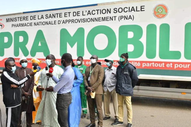 Vaccins contre la Covid 19/Abdoulaye Diouf Sarr: "les premières doses en route vers l'intérieur du pays" Vaccins contre la Covid 19/Abdoulaye Diouf Sarr: "les premières doses en route vers l'intérieur du pays"