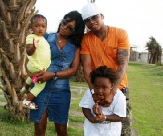 La retraite s'annonce pour El Hadj Diouf, sa famille déjà rentrée La retraite s'annonce pour El Hadj Diouf, sa famille déjà rentrée