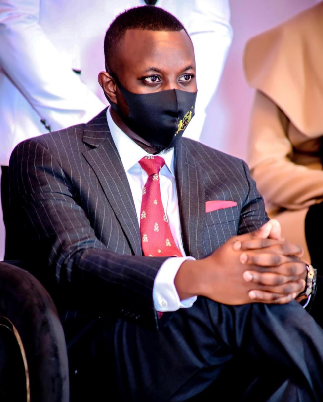 Mohamet B Diallo allias Mo Gates félicite le meilleur ministre Amadou Hott mais demande comment ? ( Contribution ) Mohamet B Diallo allias Mo Gates félicite le meilleur ministre Amadou Hott mais demande comment ? ( Contribution )