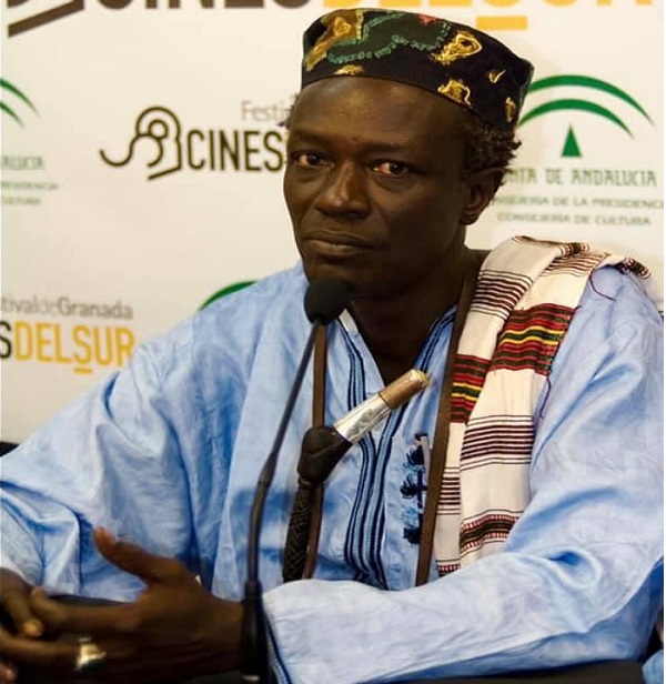 L’histoire rattrape le cinéaste Moussa Sène Absa (Abdou Latif Coulibaly) L’histoire rattrape le cinéaste Moussa Sène Absa (Abdou Latif Coulibaly)