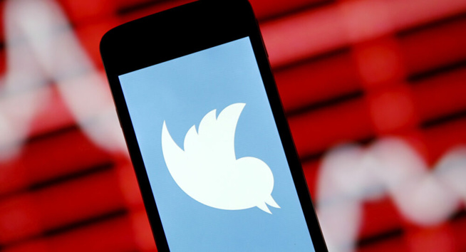 Twitter supprime une centaine de comptes sur suspicion de lien avec la Russie Twitter supprime une centaine de comptes sur suspicion de lien avec la Russie