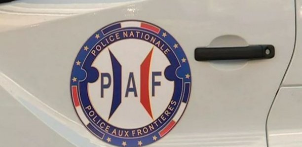 France : Un agent de sécurité sénégalais faisant travailler sous son nom 15 compatriotes clandestins interpellé France : Un agent de sécurité sénégalais faisant travailler sous son nom 15 compatriotes clandestins interpellé