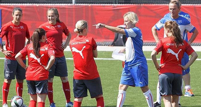 La FIFA salue les initiatives du Maroc et encourage la pratique du football féminin La FIFA salue les initiatives du Maroc et encourage la pratique du football féminin