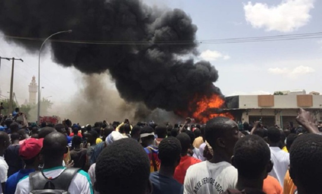 Incendie à Petersen : Les explications des sapeurs pompiers Incendie à Petersen : Les explications des sapeurs pompiers