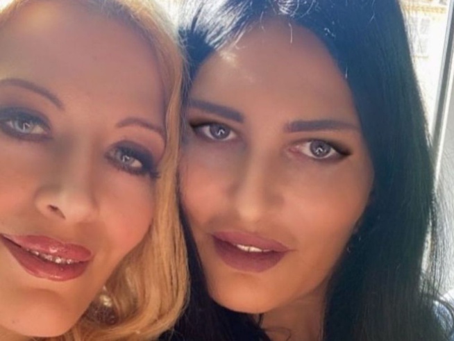 Affaire Loana : Sylvie Ortega accusée de vol, elle réplique dans TPMP Affaire Loana : Sylvie Ortega accusée de vol, elle réplique dans TPMP