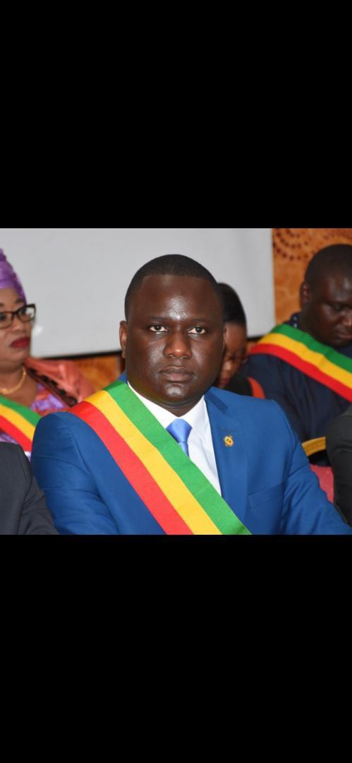 Déthié Fall condamne l’arrestation de Sonko et appelle toutes les forces de la Nation, à se mobiliser contre.. Déthié Fall condamne l’arrestation de Sonko et appelle toutes les forces de la Nation, à se mobiliser contre..